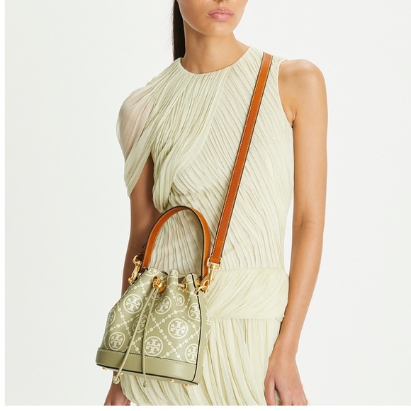 Tory Burch T Monogram Contrast Embossed Bucket Bag - Picture 9 of 10